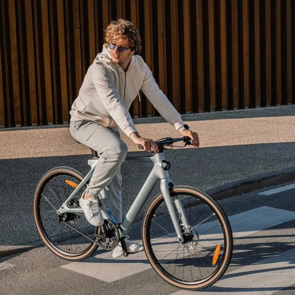 c31-img-4_SternenFahrrad1_ Fiido Air Ultraleichtes E-Bike aus Carbonfaser