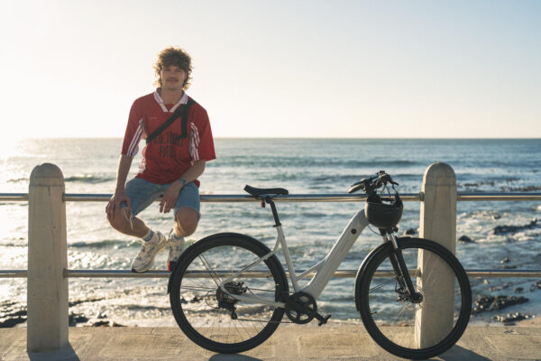 Rockrider E-Trekkingvelo E-ACTIV 100 – hoher Rahmen, Perl-Grau